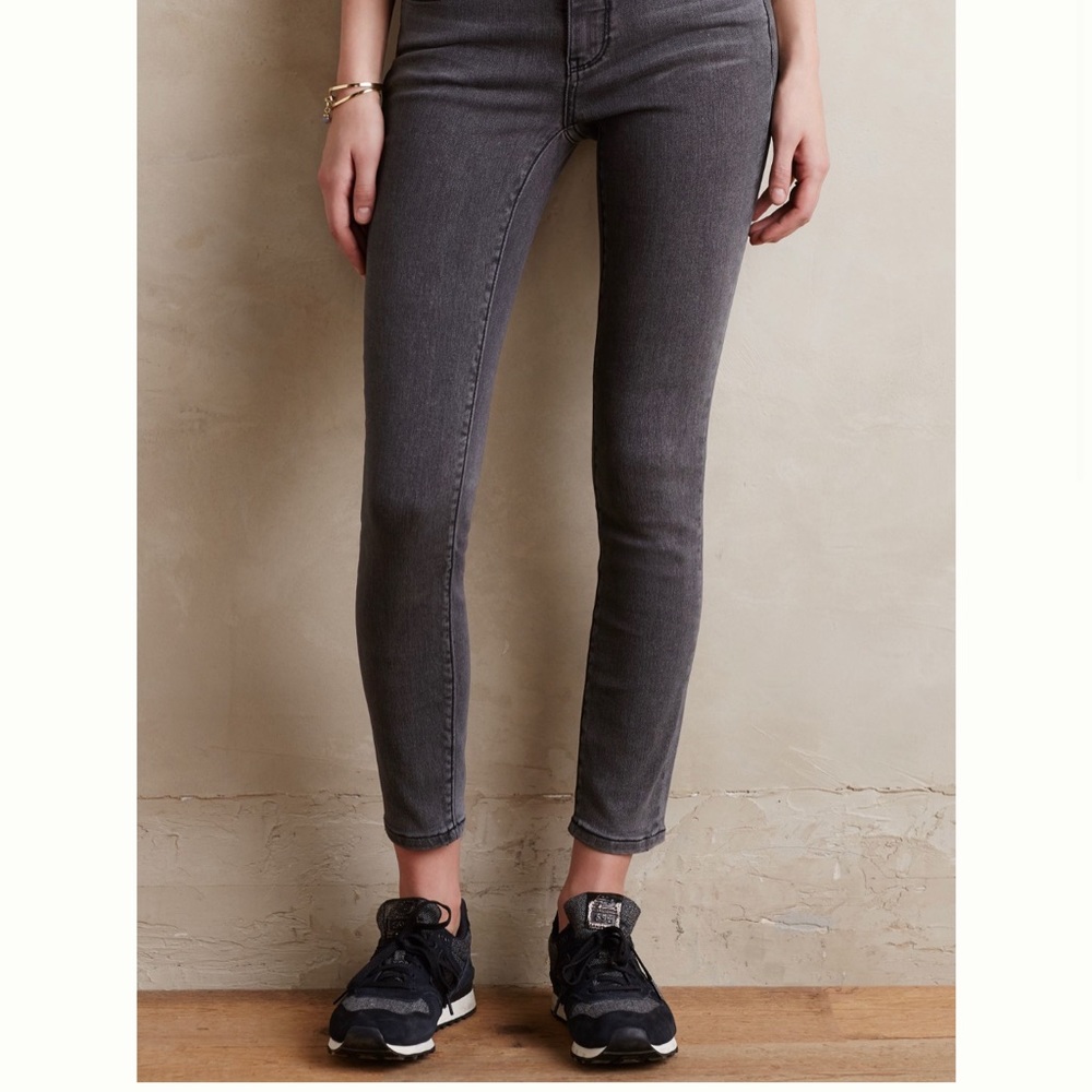 Anthropologie Pilcro Serif Jeans size 28